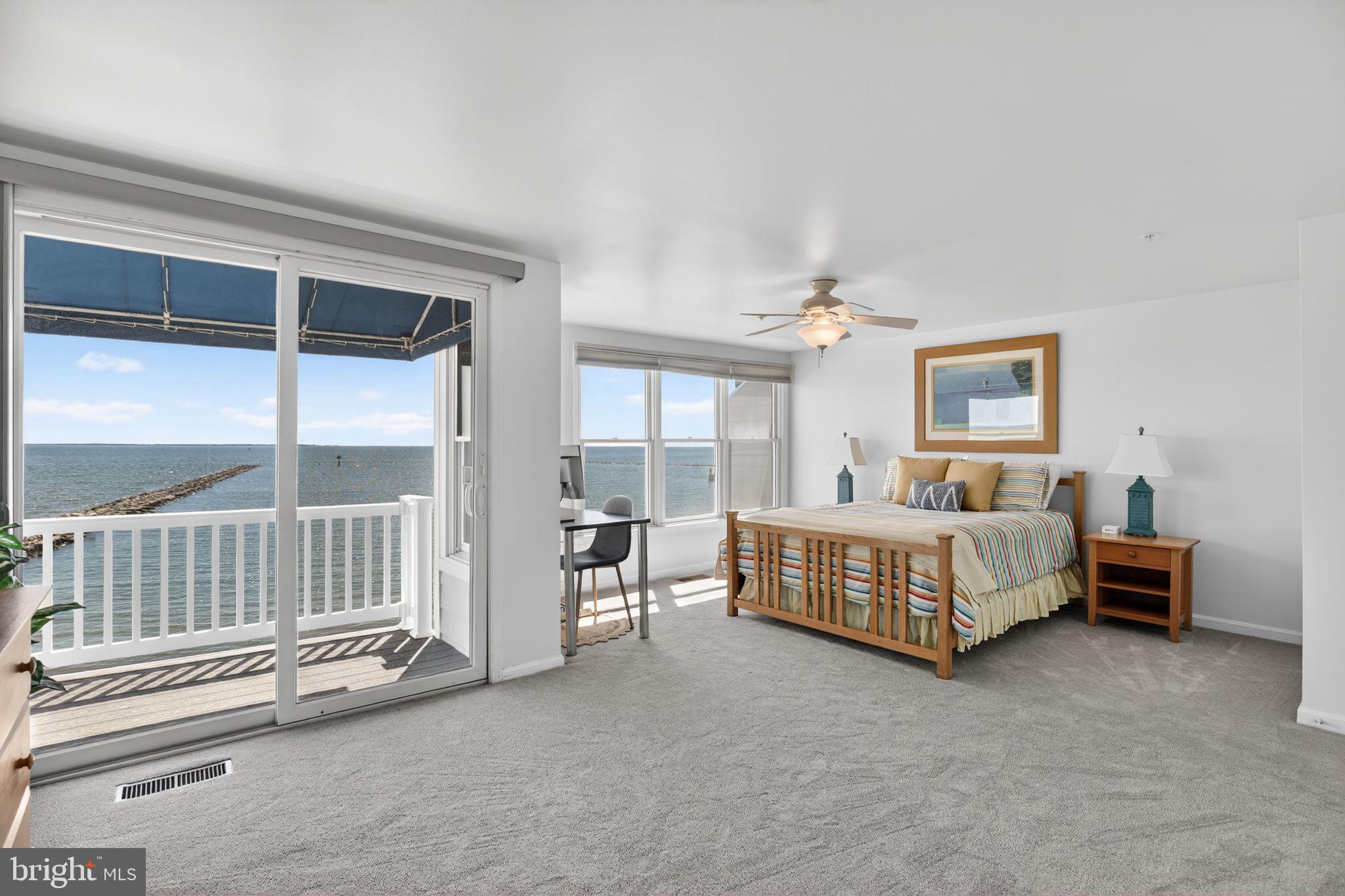 WINDWARD KEY - Residential