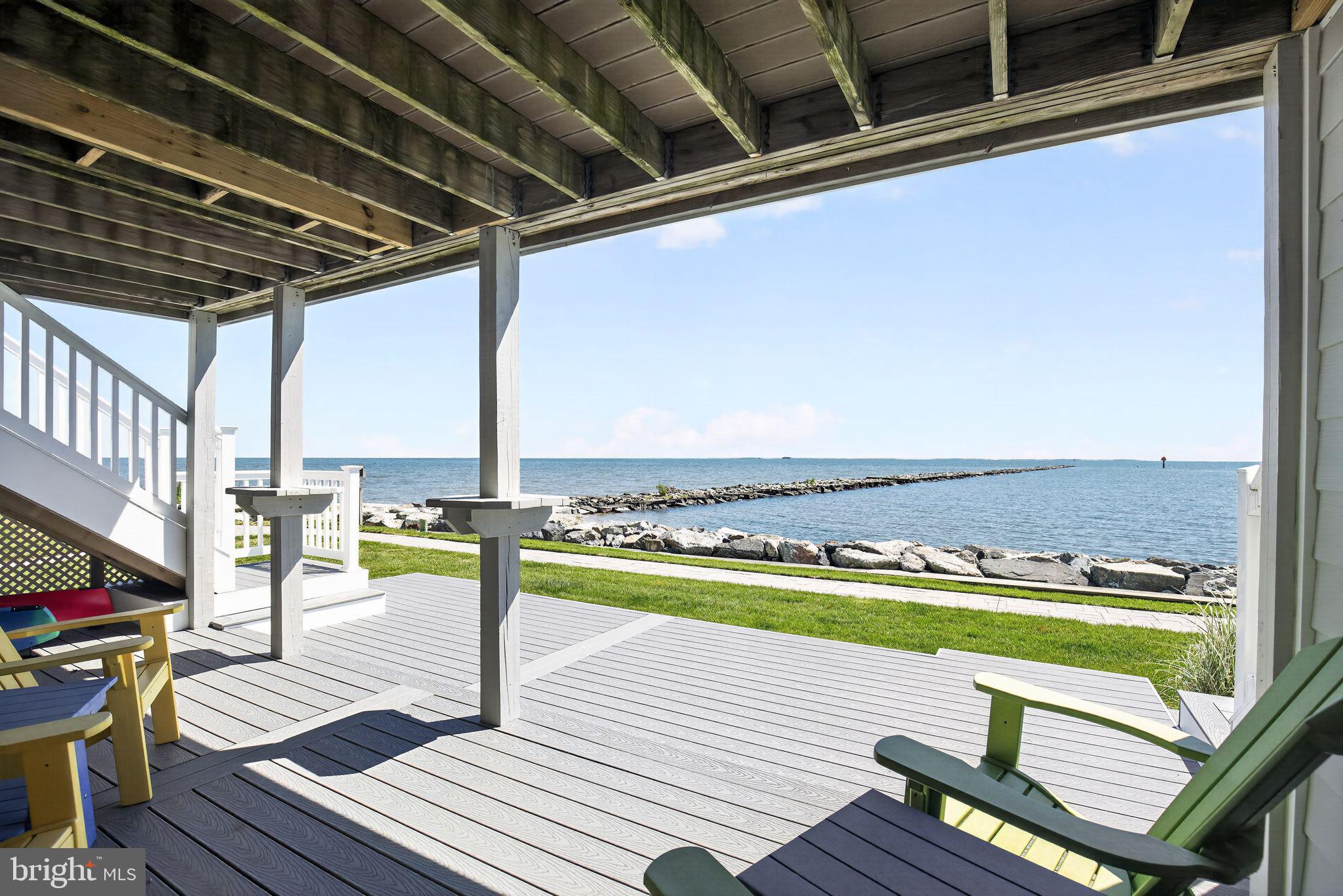 WINDWARD KEY - Residential
