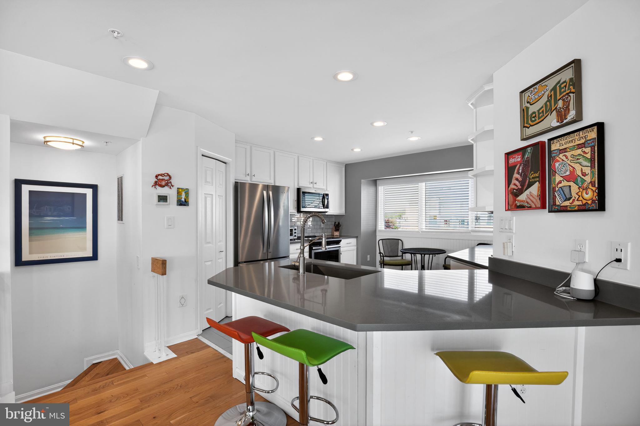 WINDWARD KEY - Residential