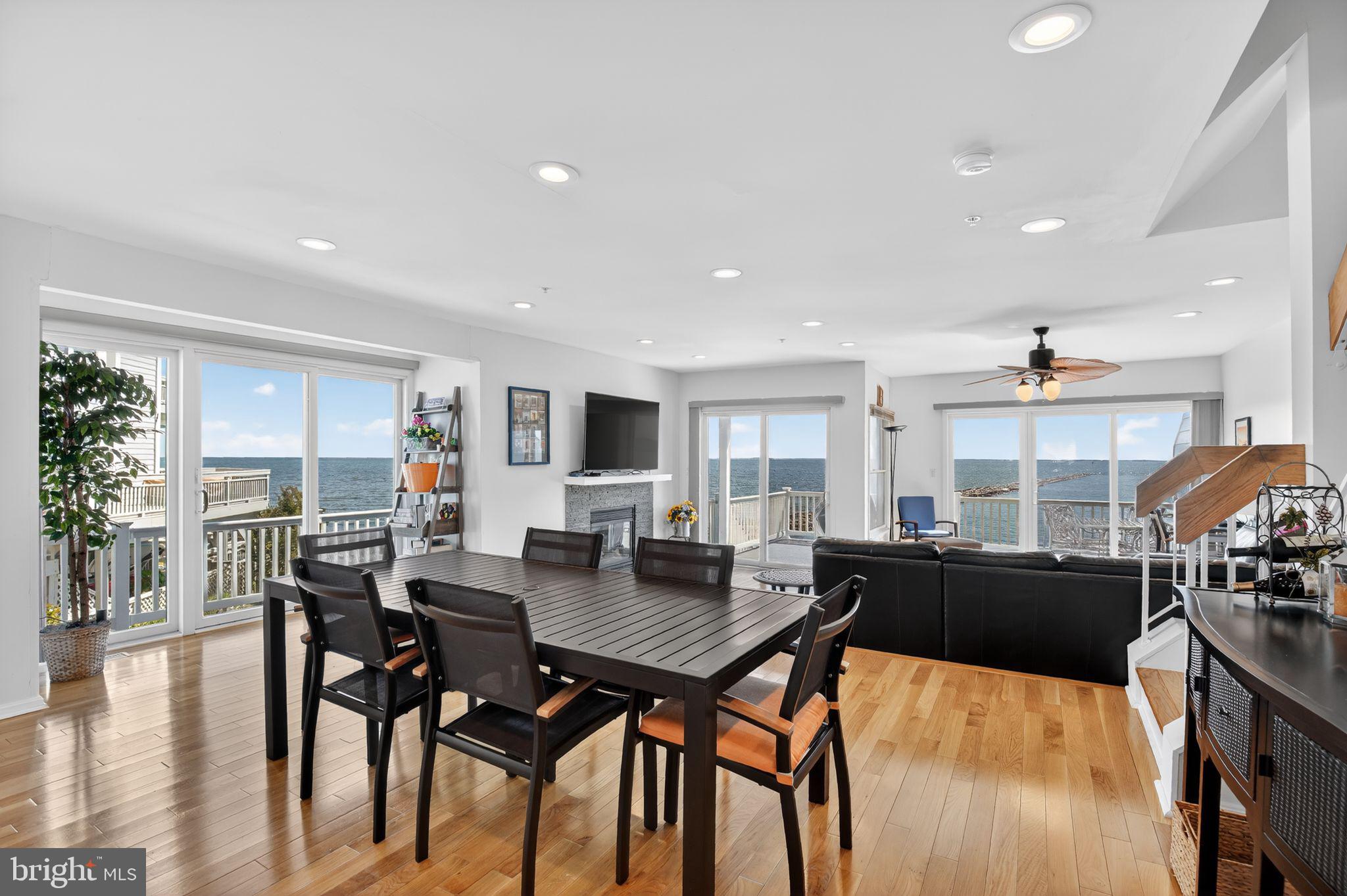 WINDWARD KEY - Residential