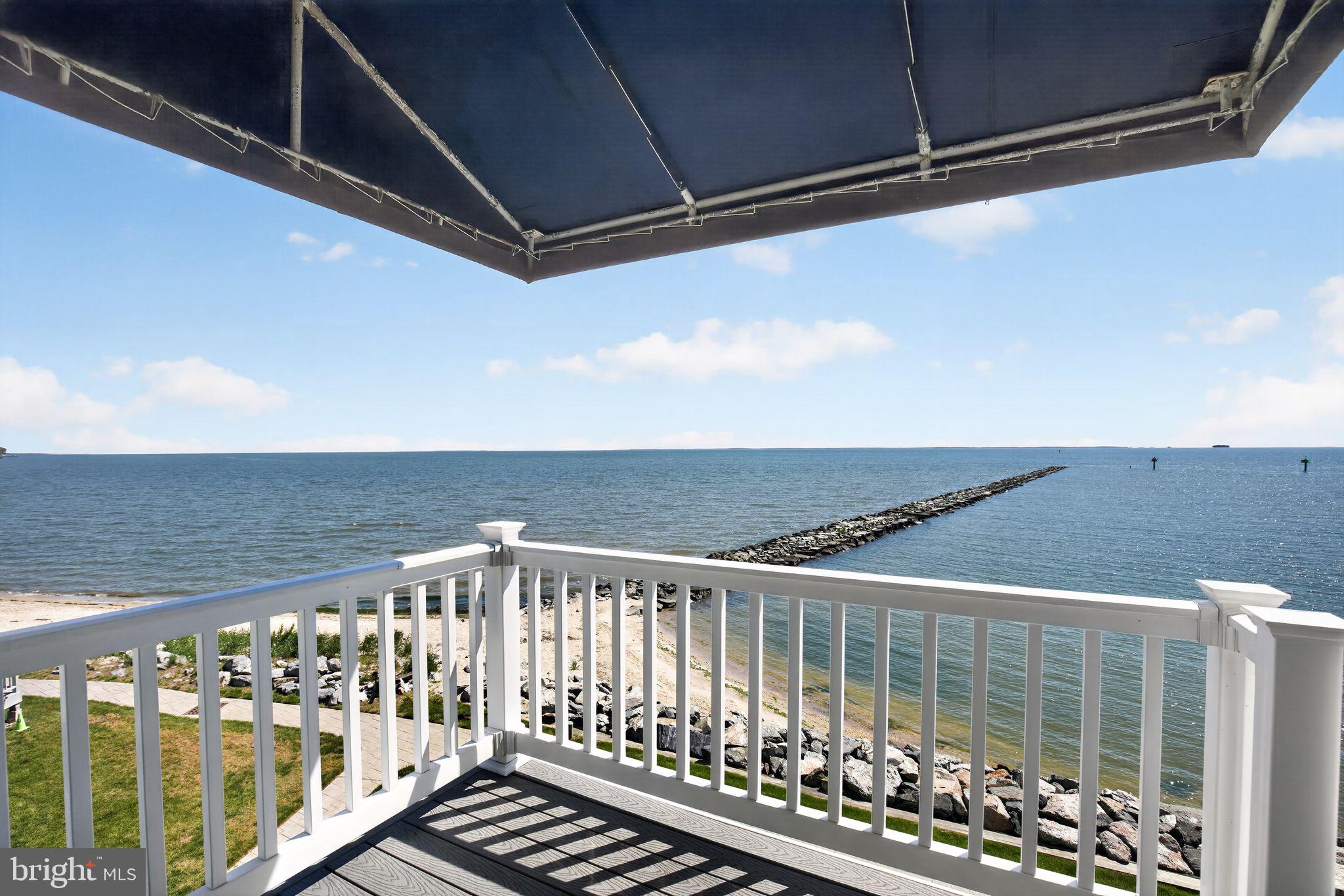 WINDWARD KEY - Residential