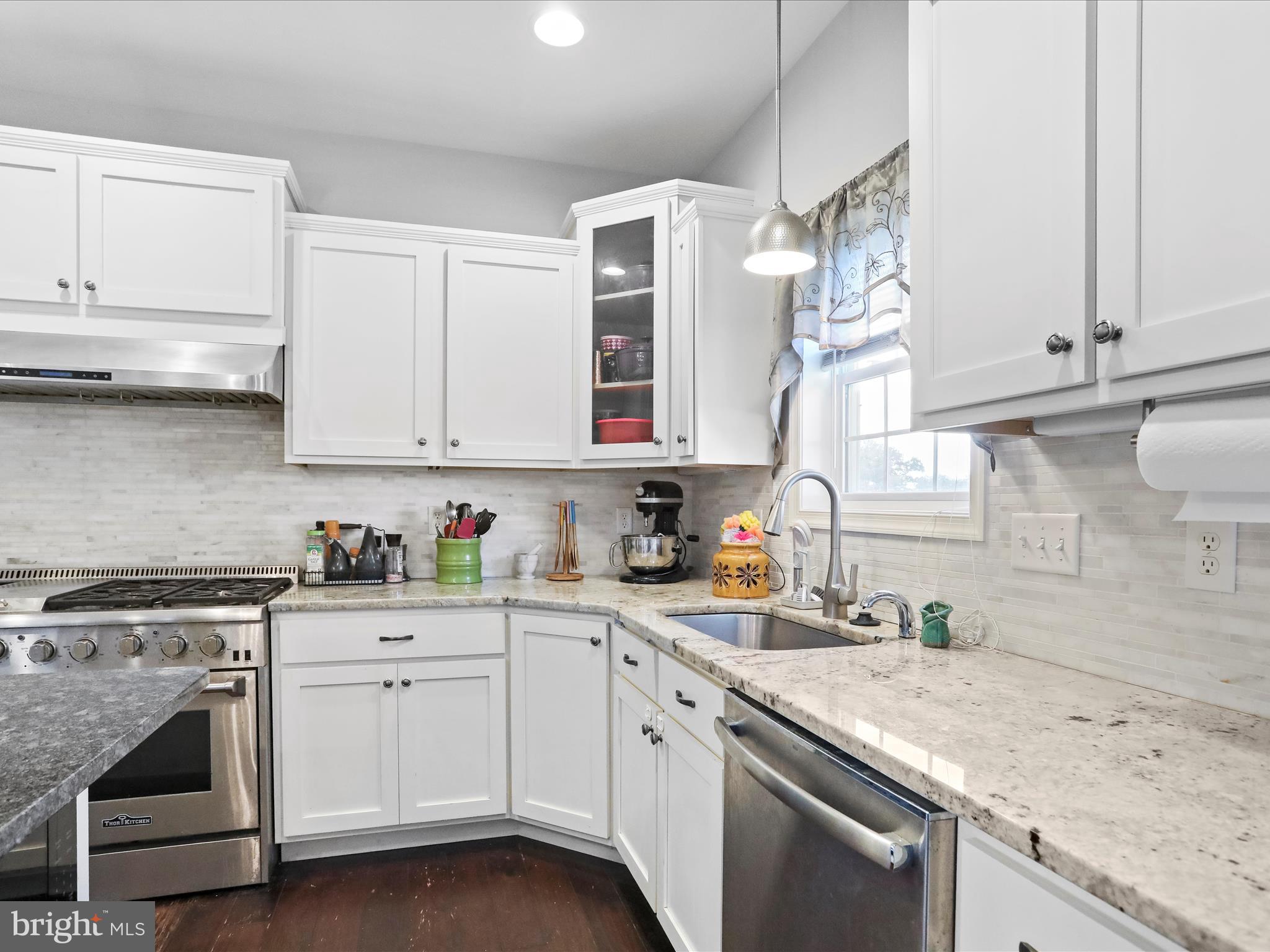 WARM SPRING ROAD ESTATES - Residential