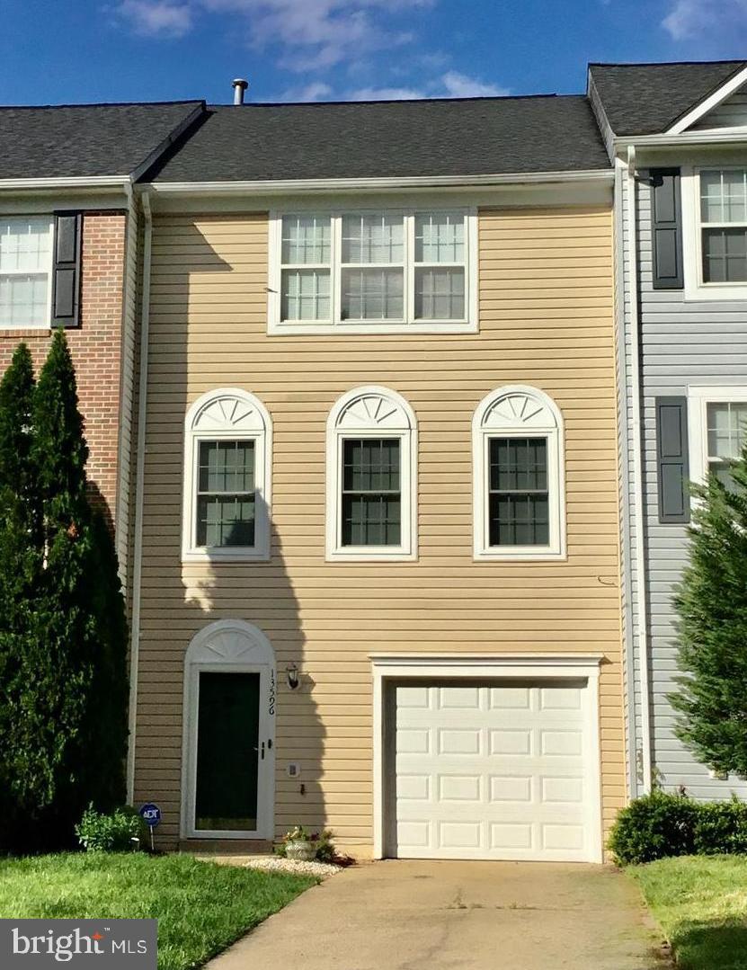 BRIDLEWOOD - Residential Lease