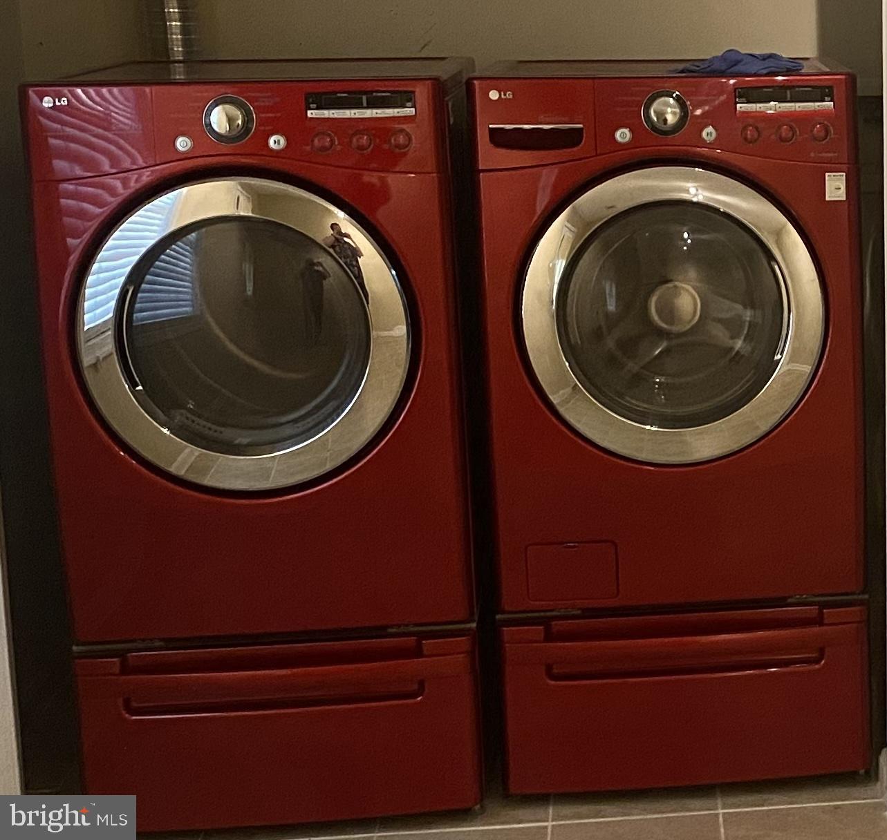 BRIDLEWOOD - Residential Lease