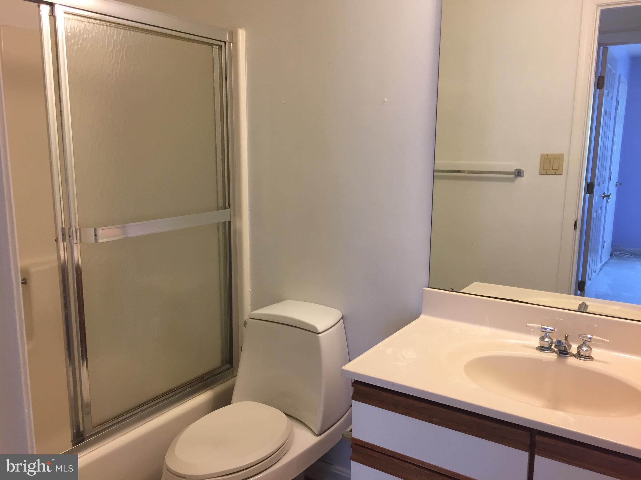 CEDAR COVE - Residential Lease