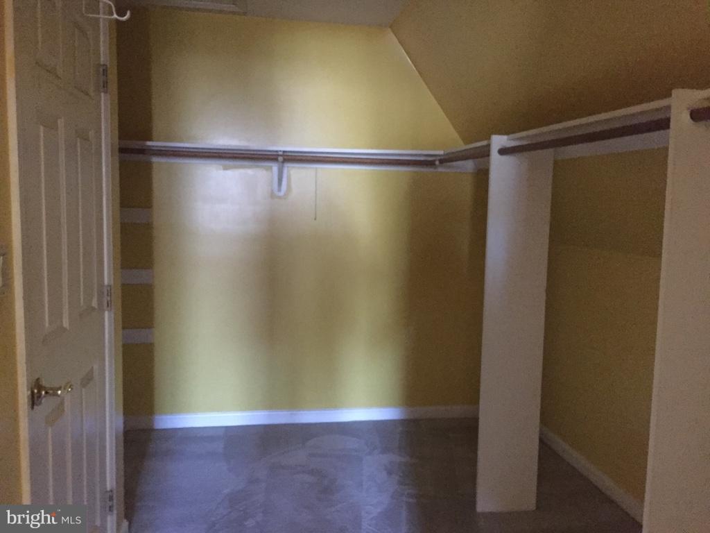 CEDAR COVE - Residential Lease