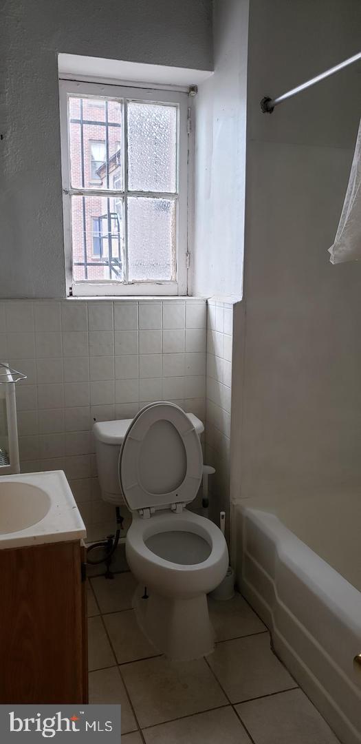 CENTER CITY - Residential Lease