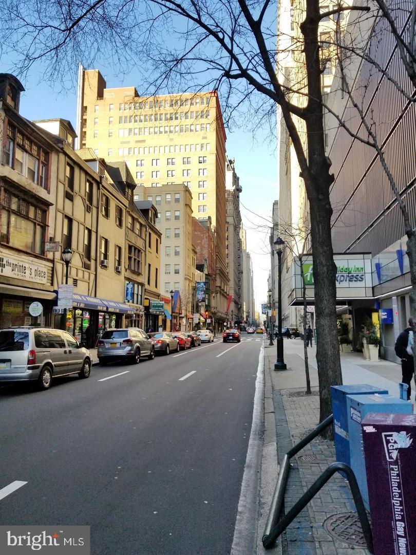 CENTER CITY - Residential Lease