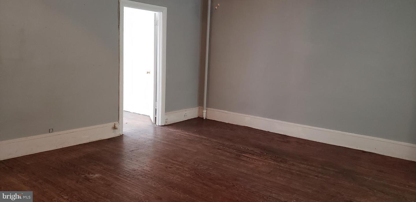 CENTER CITY - Residential Lease