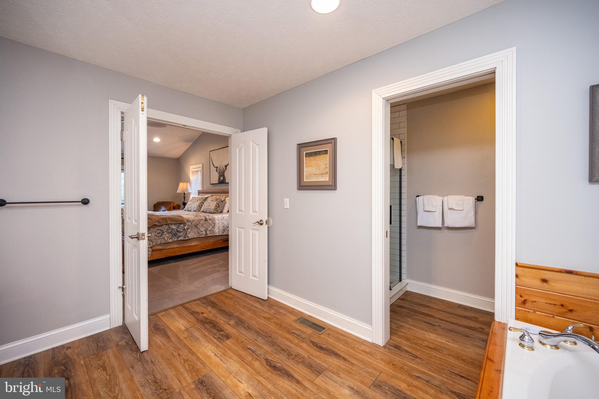 ALPINE VILLAGE - Residential