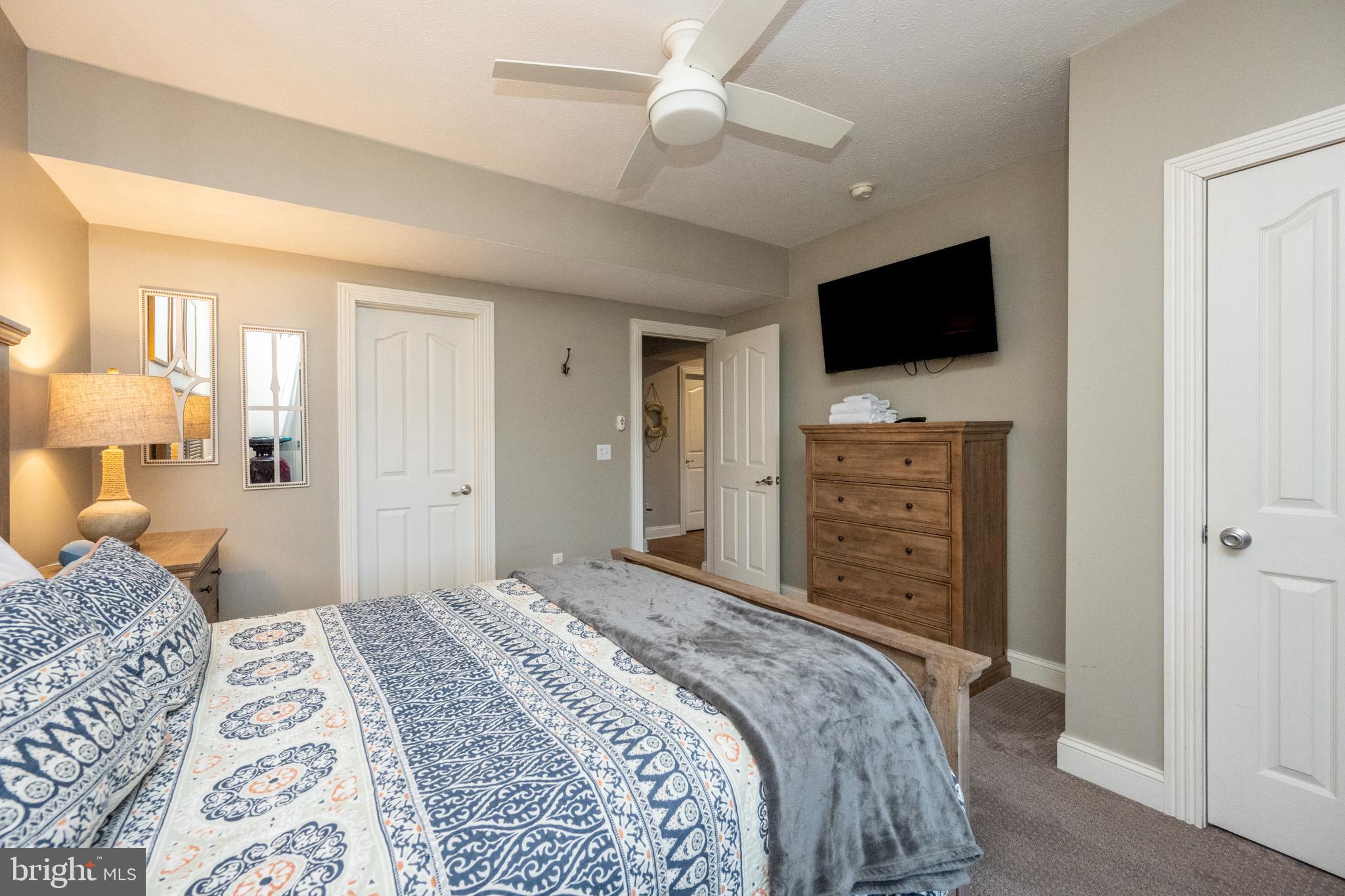 ALPINE VILLAGE - Residential