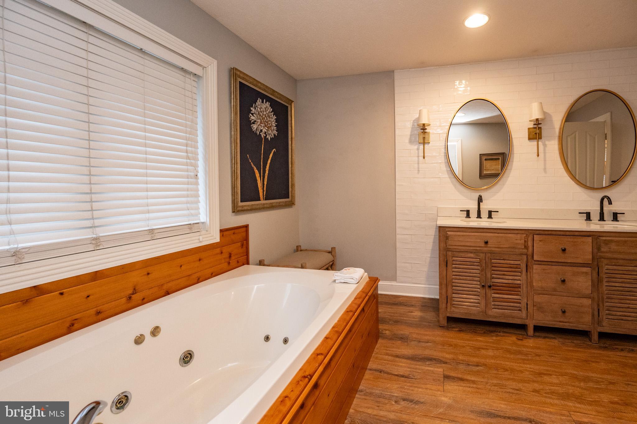 ALPINE VILLAGE - Residential