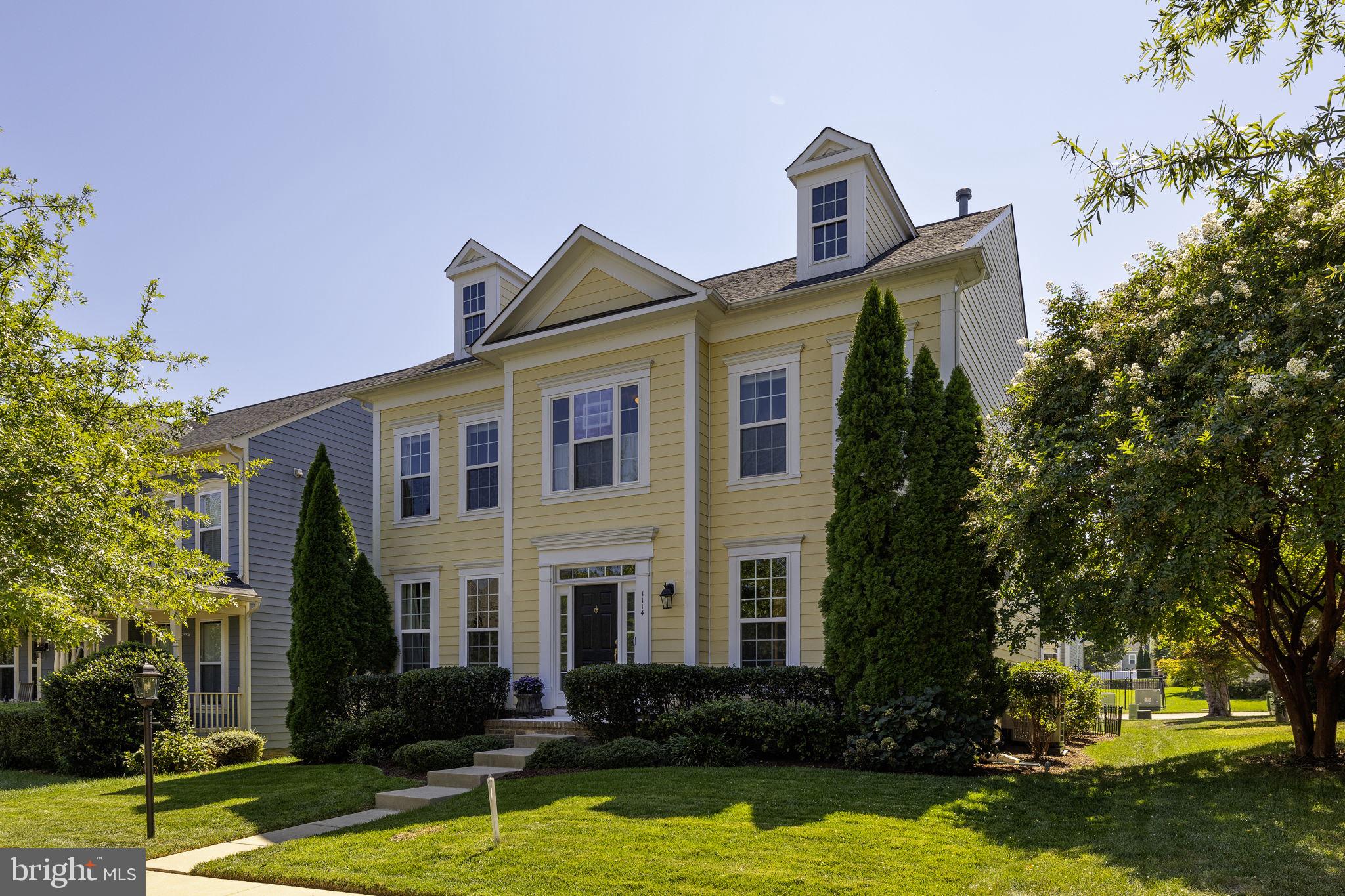 1114 INNIS DRIVE