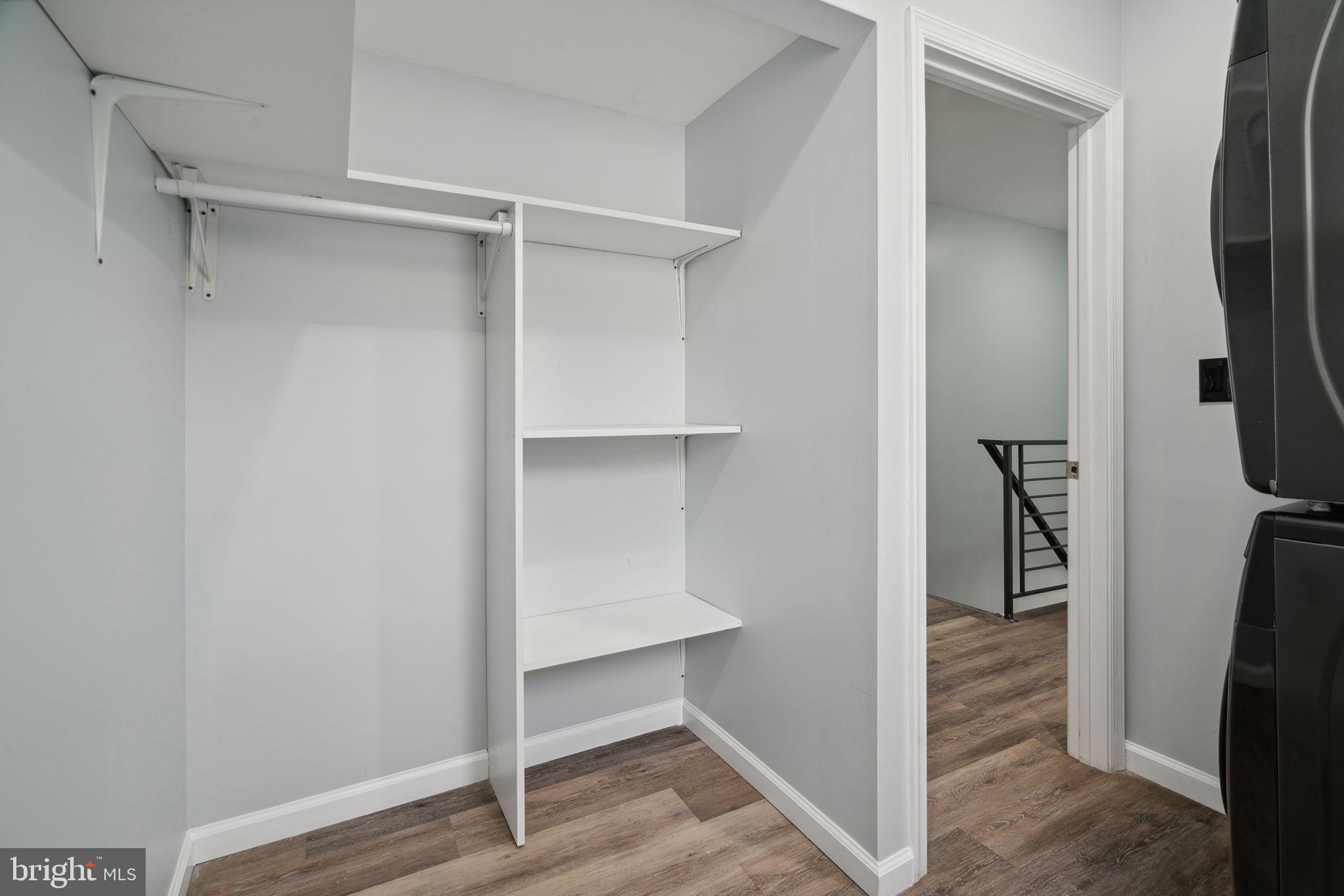 MILL CREEK - Residential