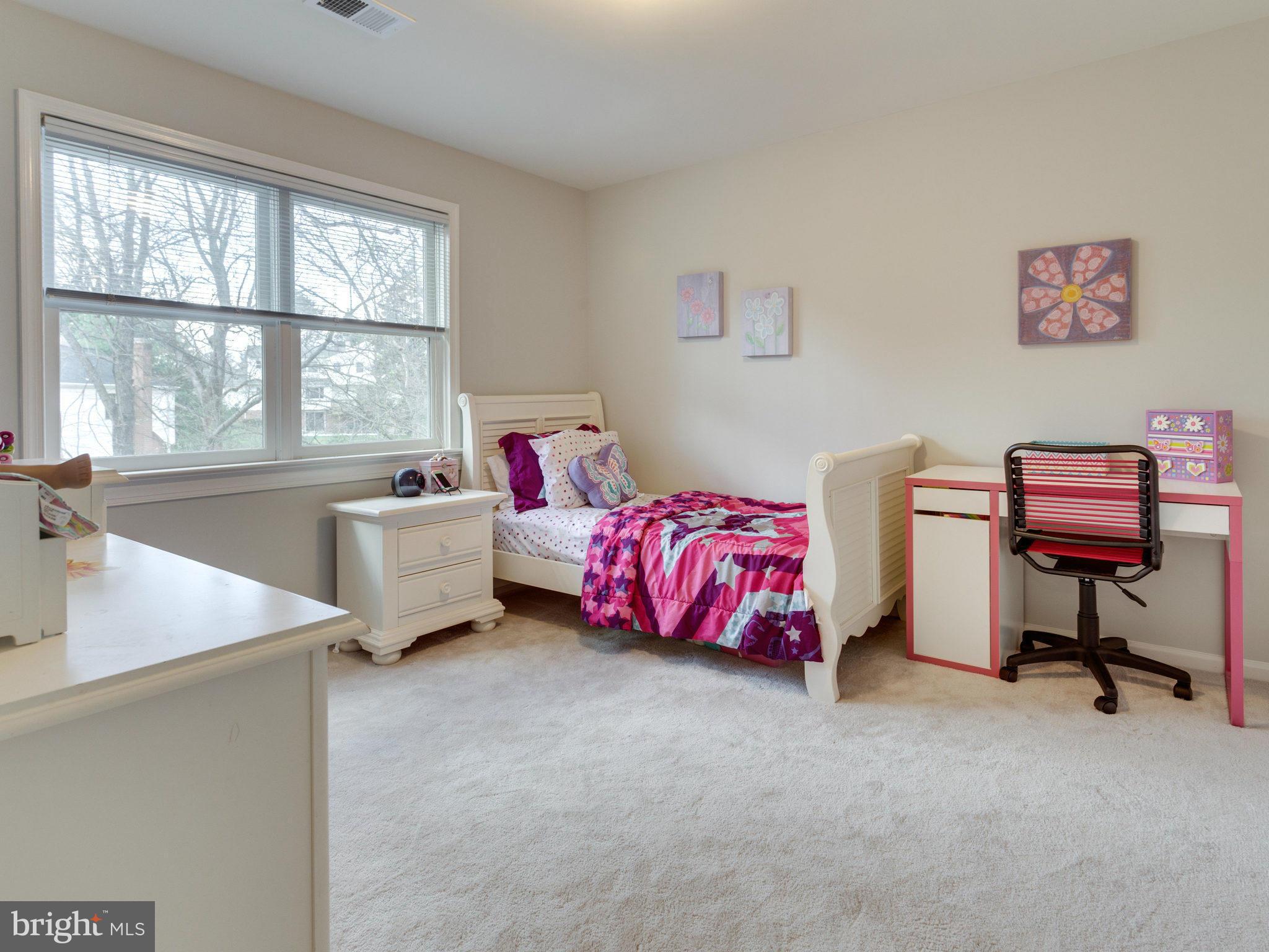 WOLF TRAP WOODS - Residential