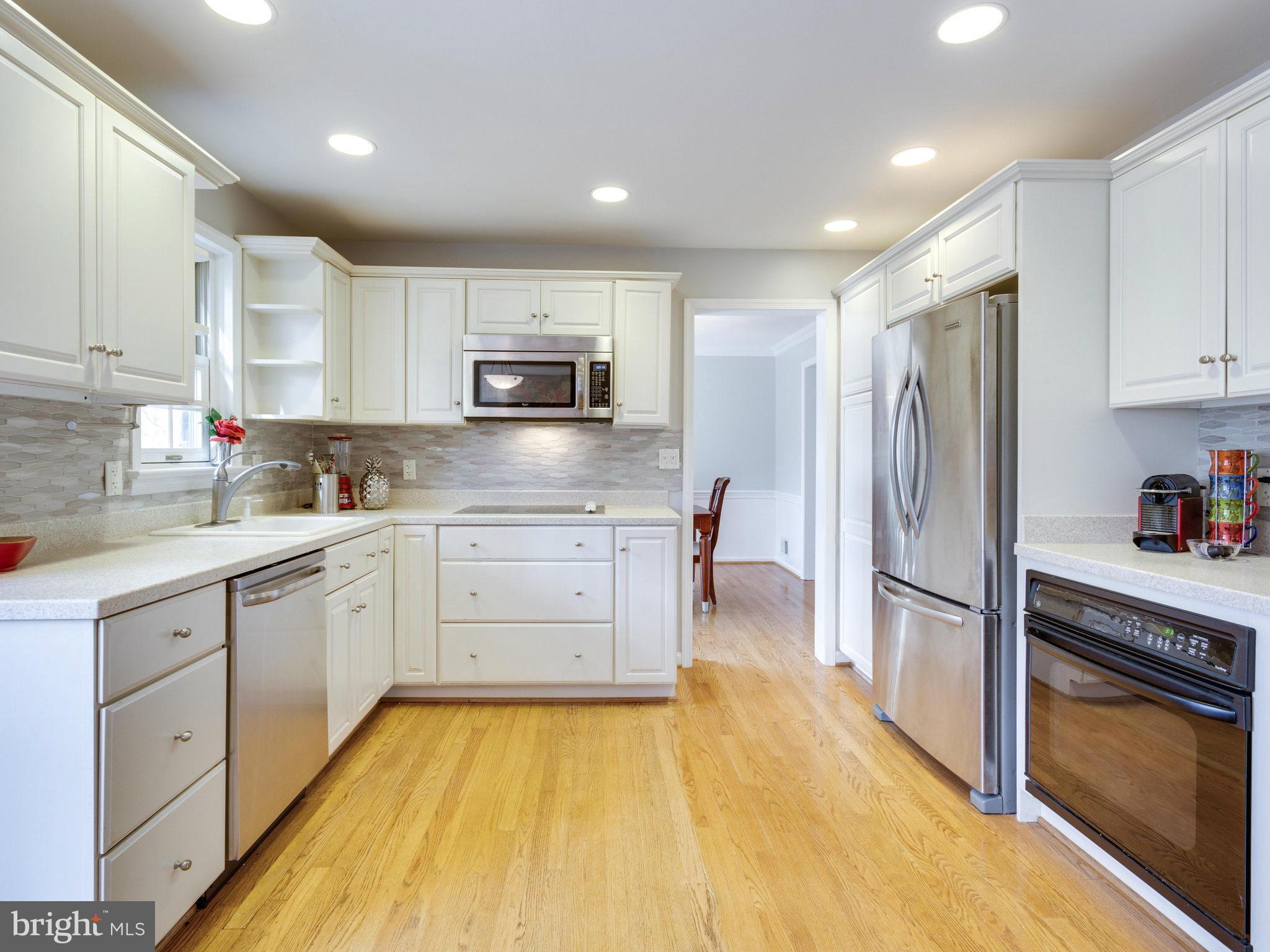 WOLF TRAP WOODS - Residential