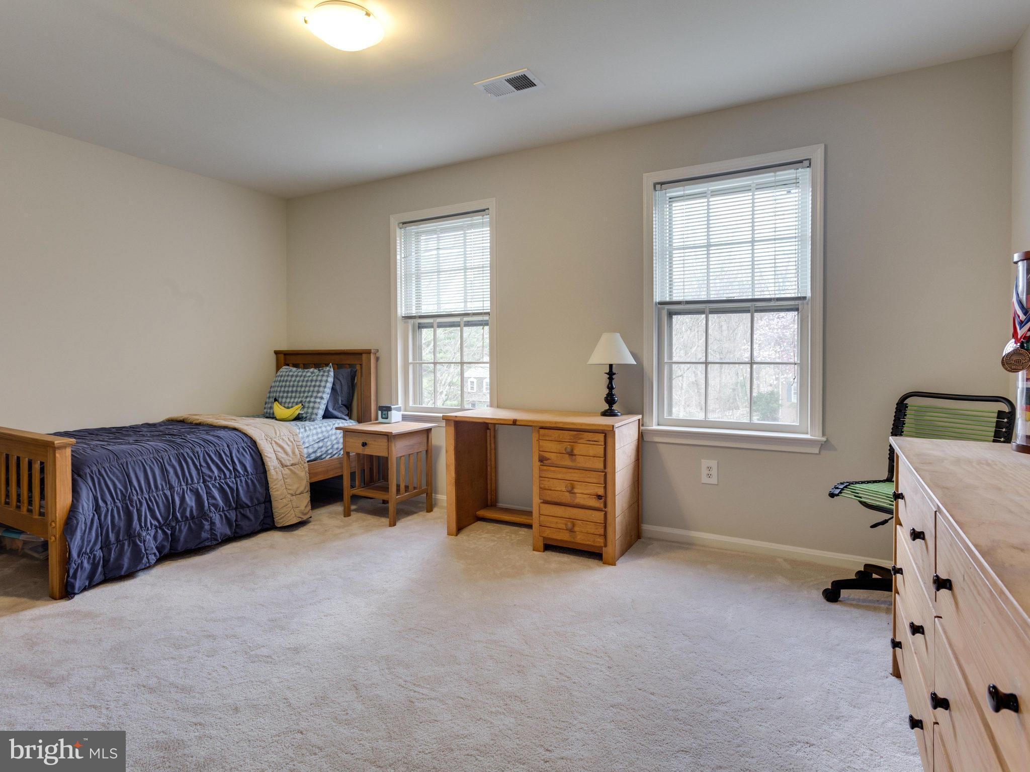 WOLF TRAP WOODS - Residential