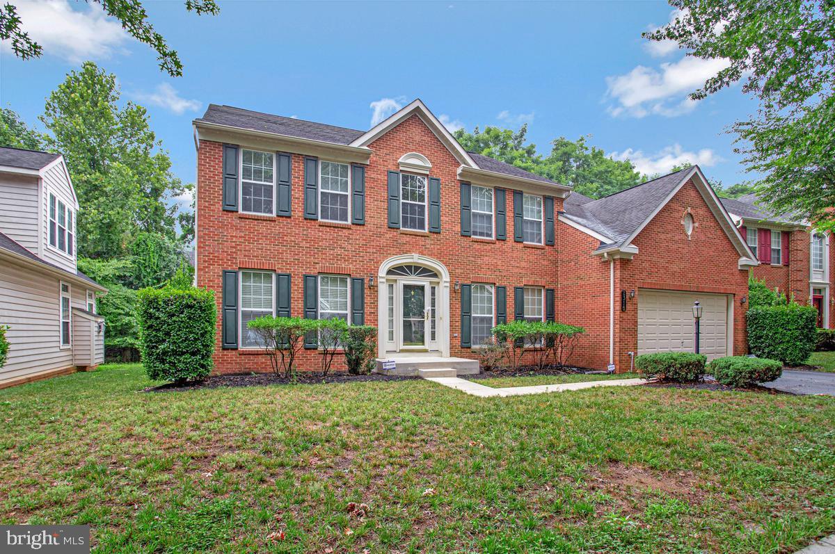 2310 NICOL CIRCLE