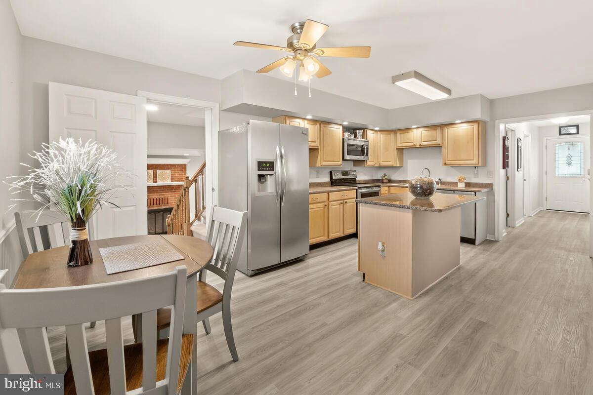 MAPLEVILLE - Residential