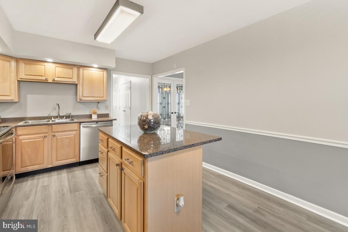 MAPLEVILLE - Residential