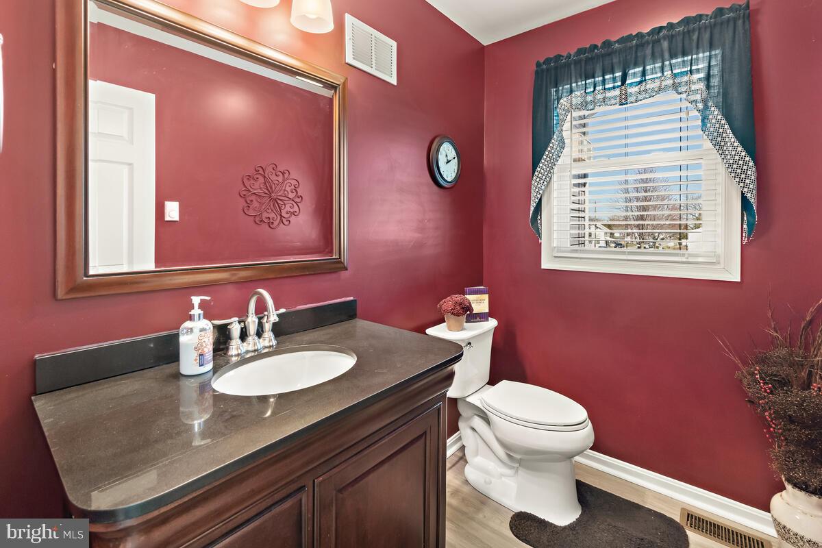 MAPLEVILLE - Residential