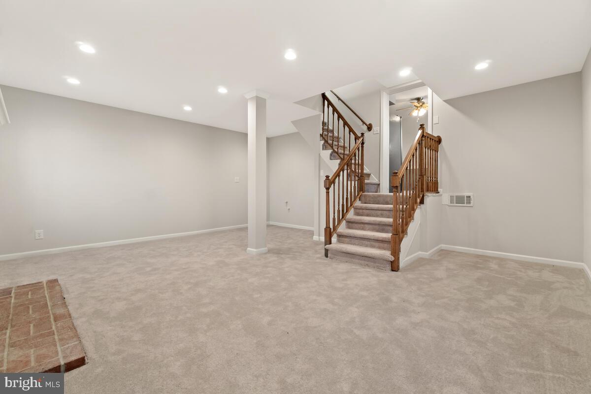 MAPLEVILLE - Residential