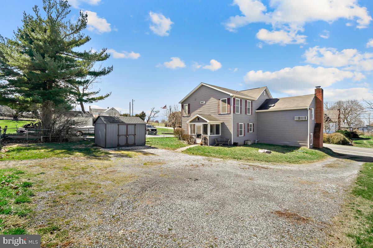 MAPLEVILLE - Residential