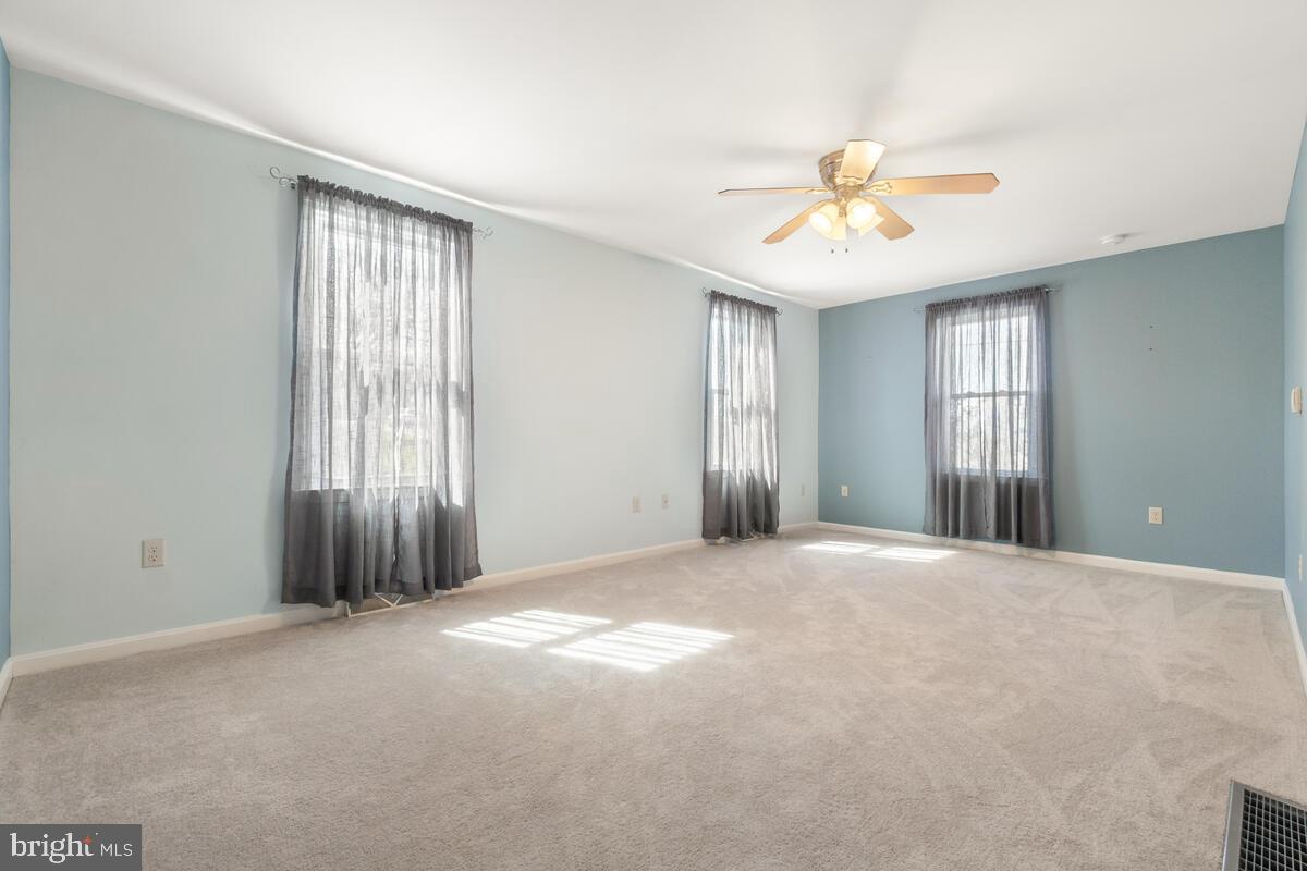 MAPLEVILLE - Residential