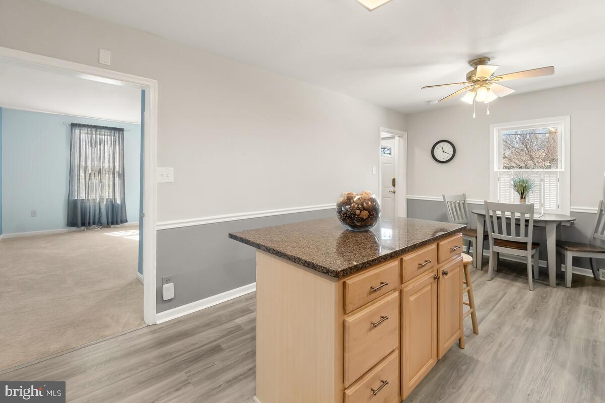 MAPLEVILLE - Residential