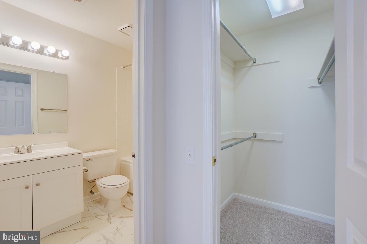 BULL RUN CONDO - Residential