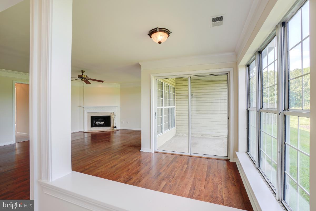 BULL RUN CONDO - Residential