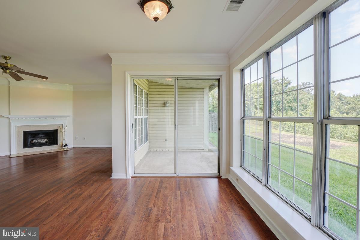 BULL RUN CONDO - Residential