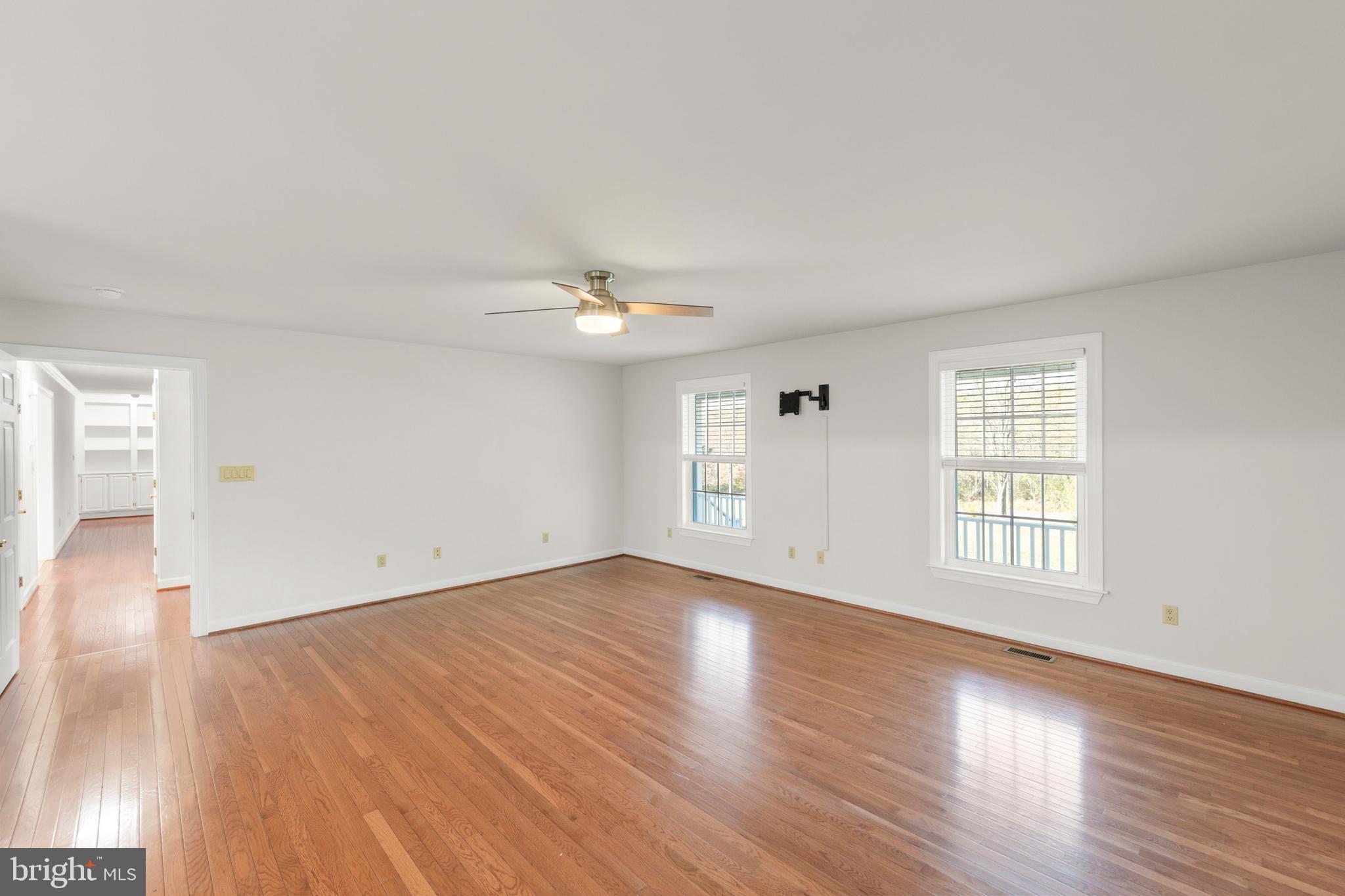 BROOKNEILL - Residential