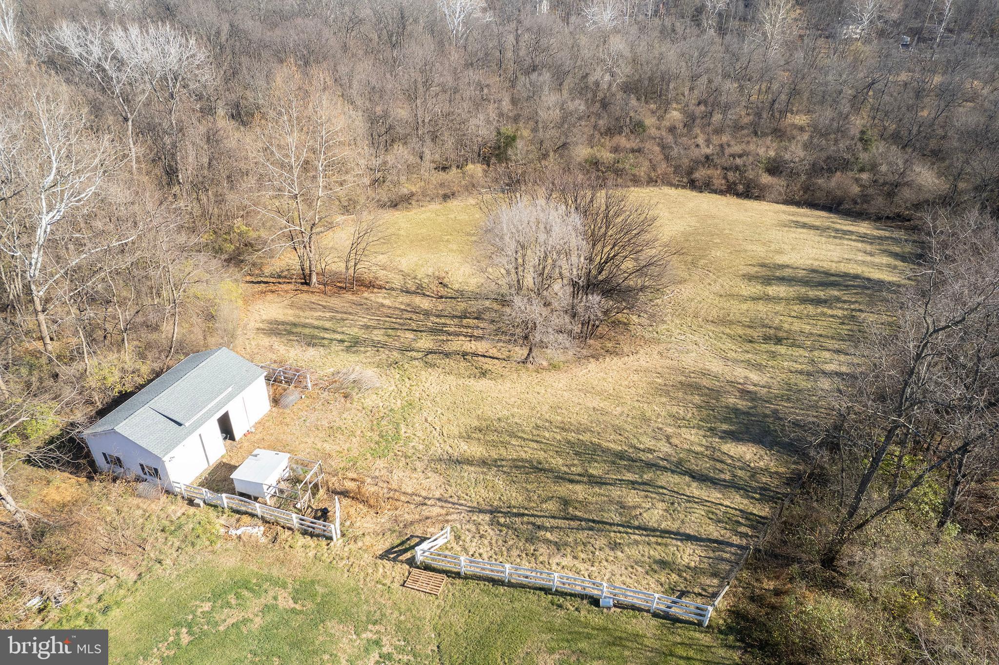 BROOKNEILL - Residential