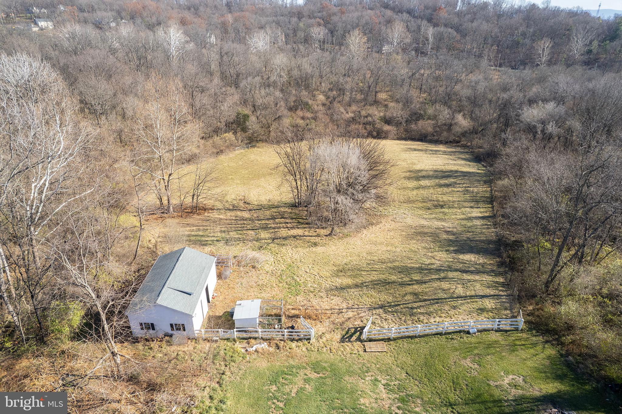 BROOKNEILL - Residential