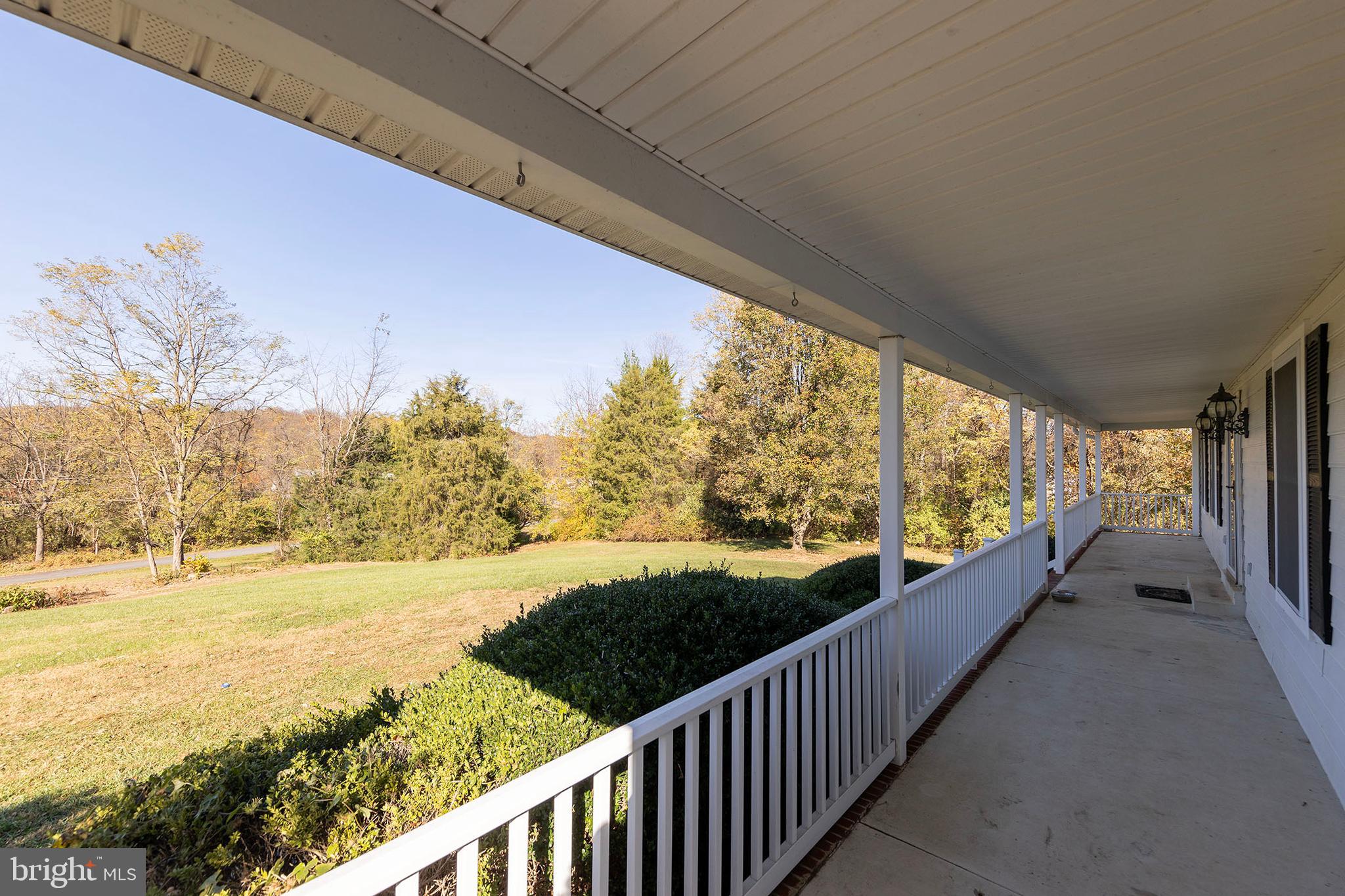 BROOKNEILL - Residential