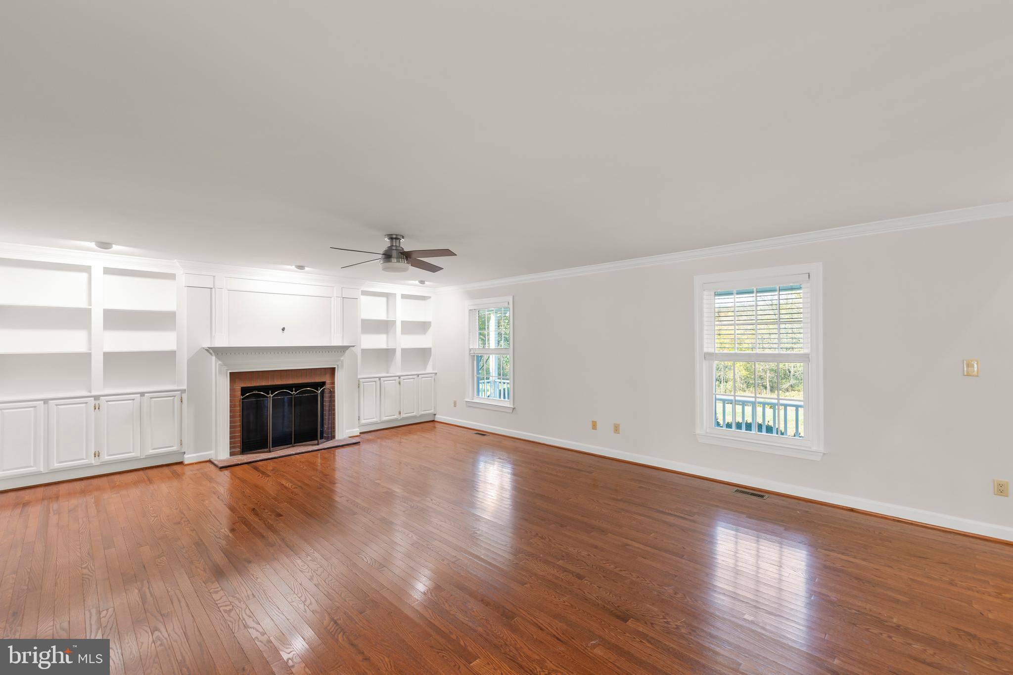 BROOKNEILL - Residential