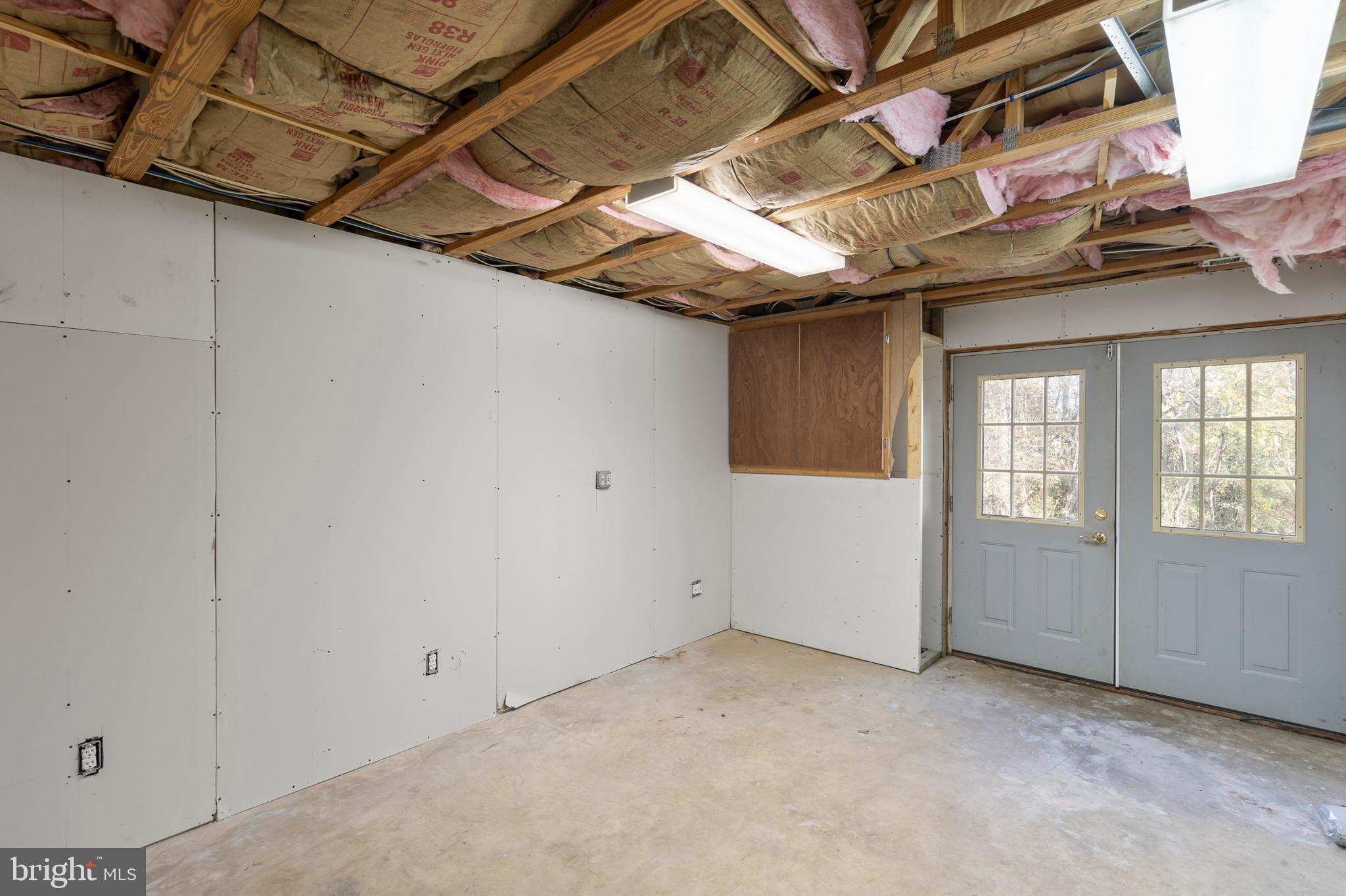 BROOKNEILL - Residential