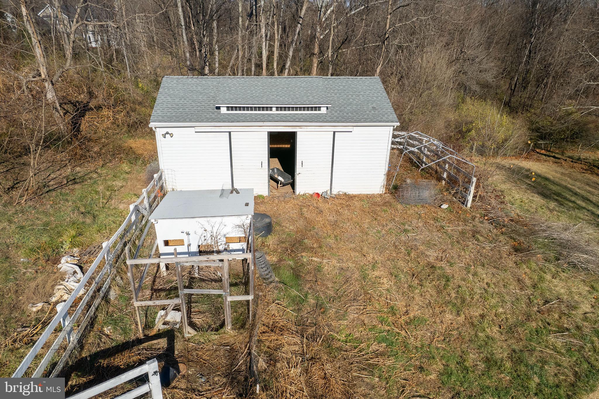 BROOKNEILL - Residential