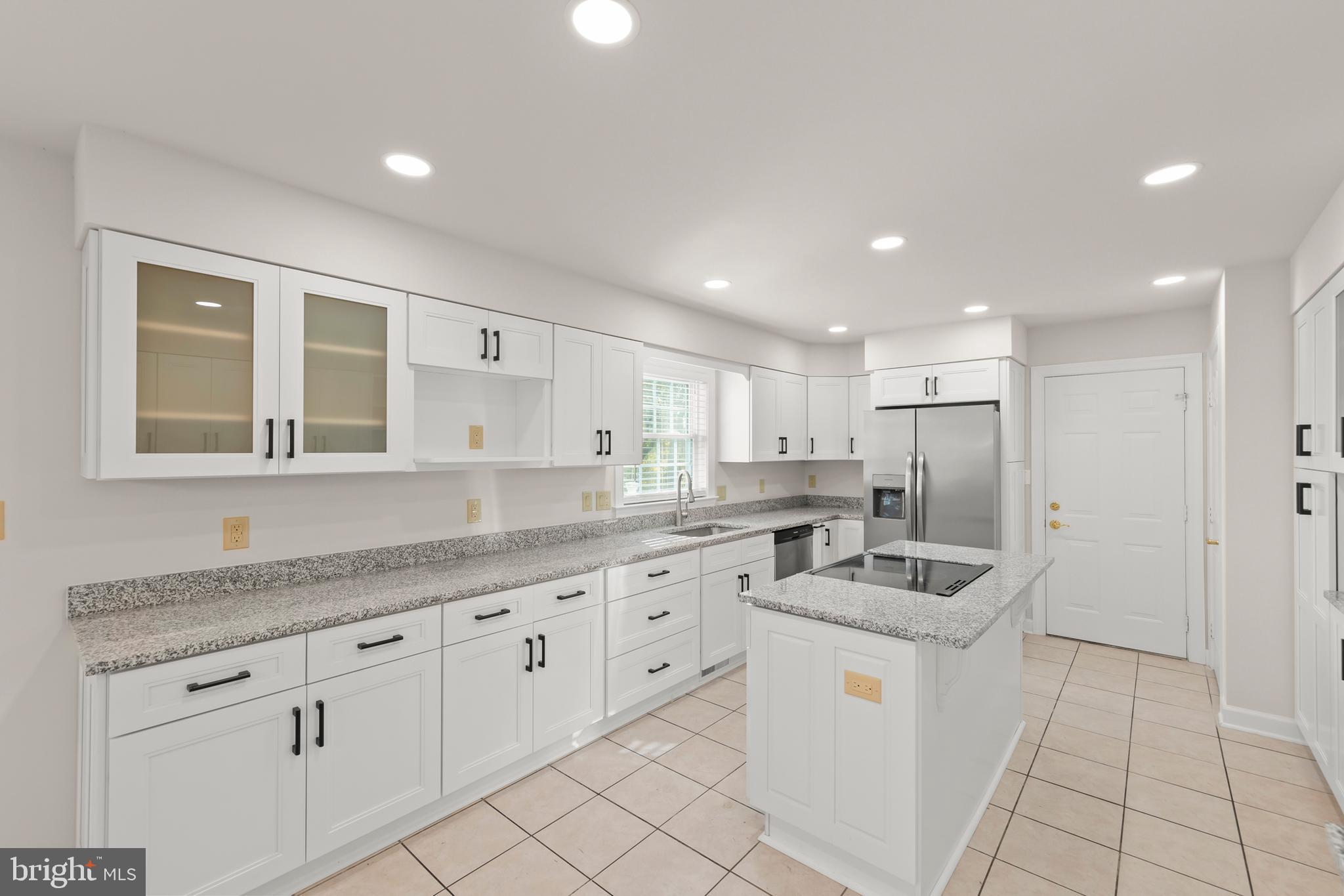 BROOKNEILL - Residential