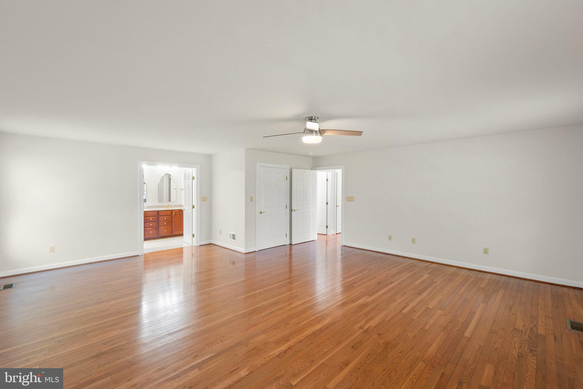 BROOKNEILL - Residential