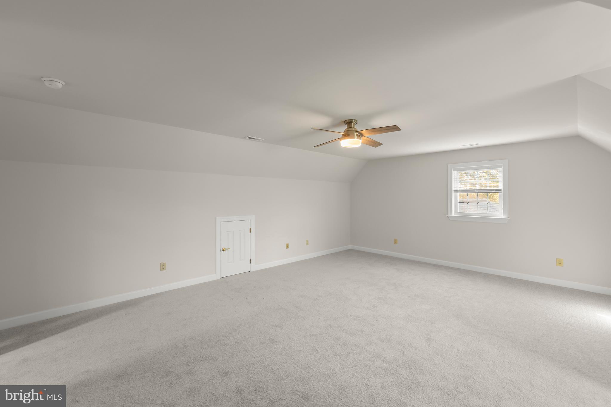 BROOKNEILL - Residential