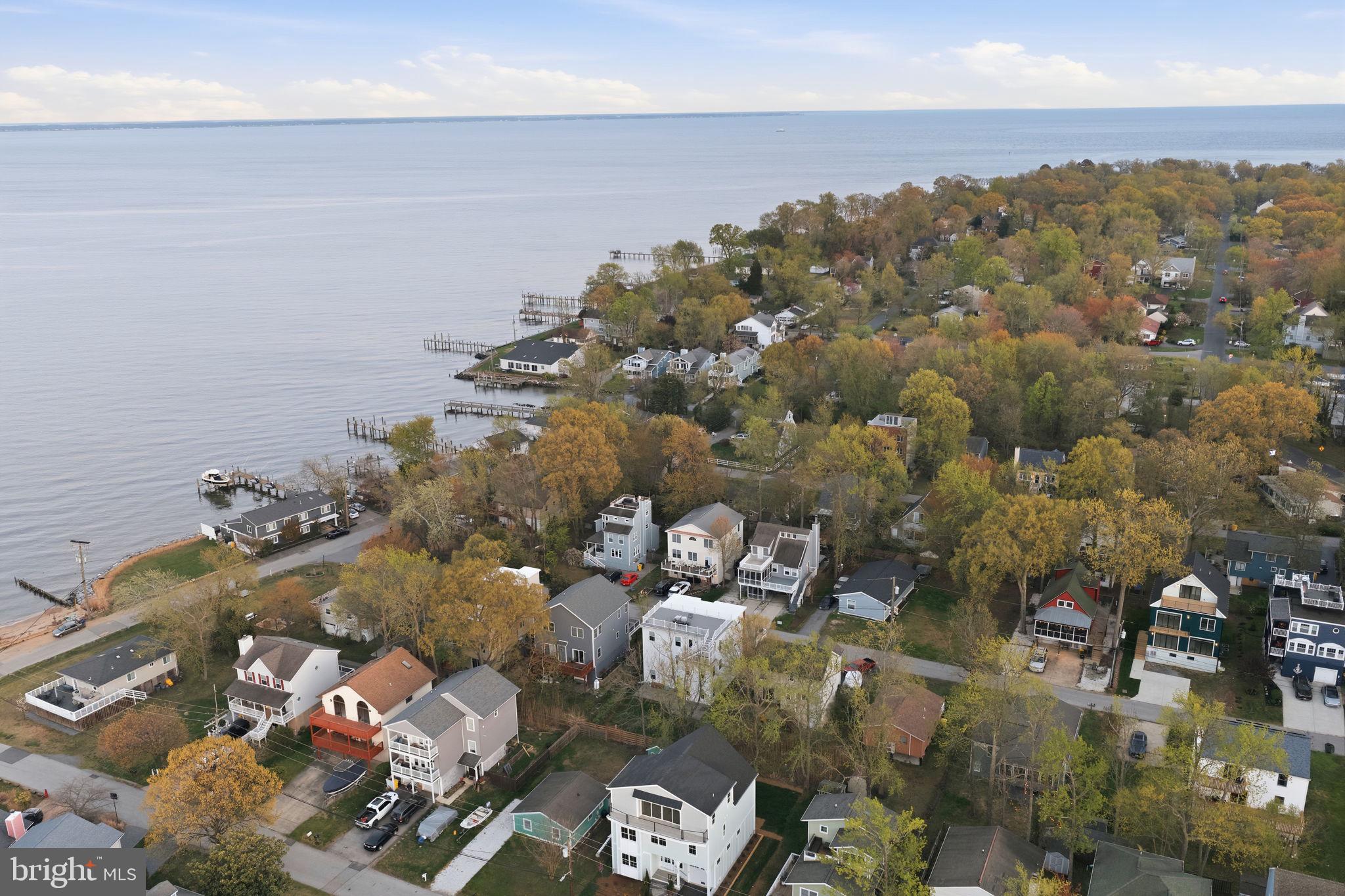 ARUNDEL ON THE BAY - Residential