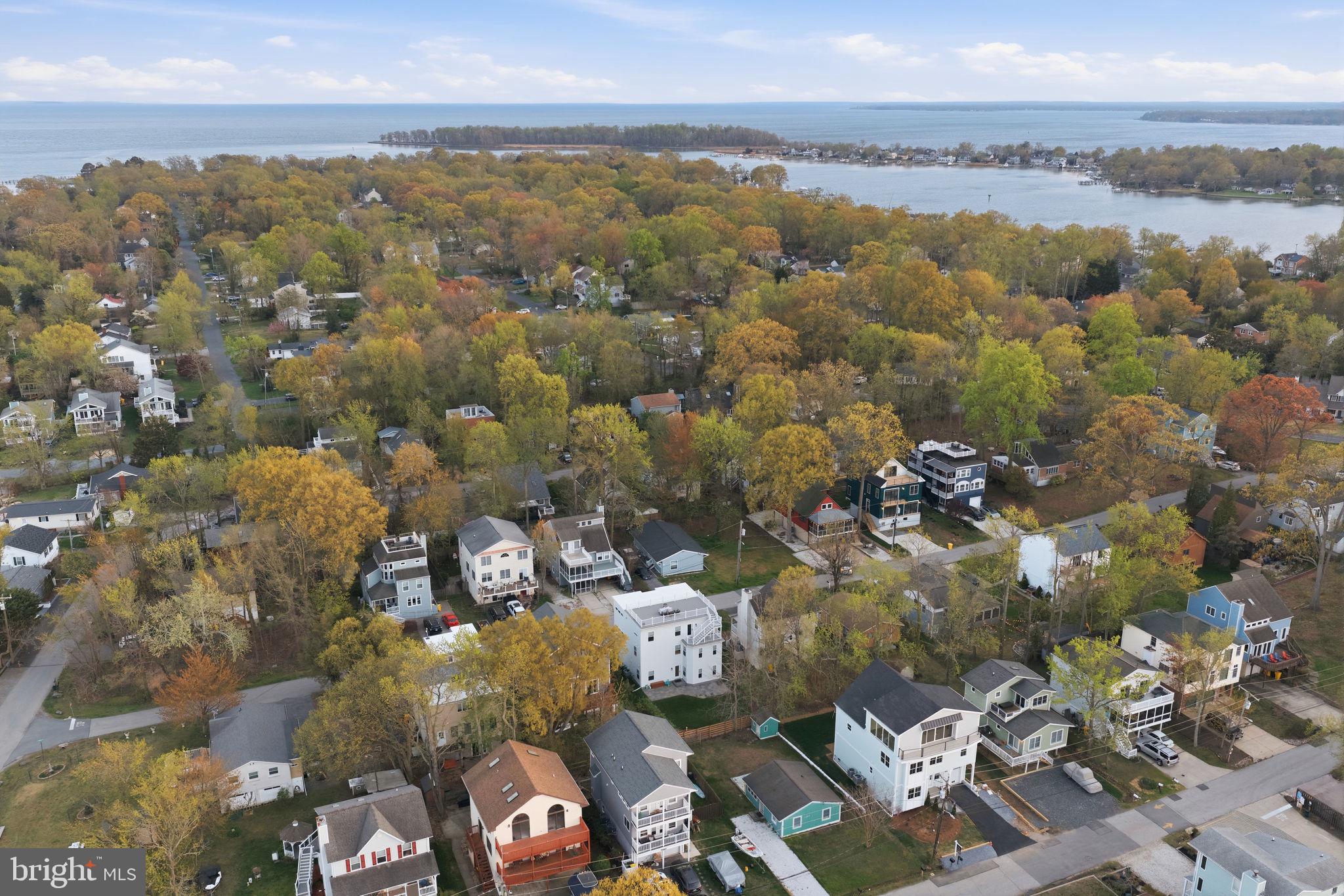 ARUNDEL ON THE BAY - Residential