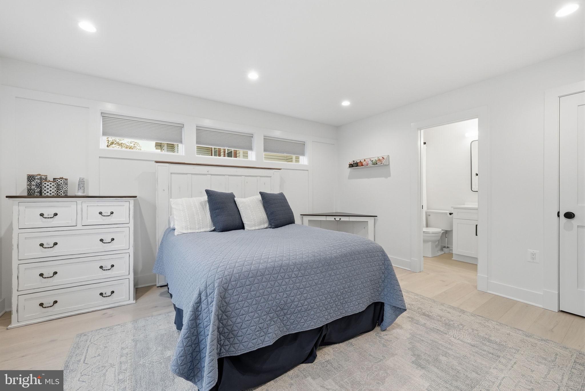 ARUNDEL ON THE BAY - Residential