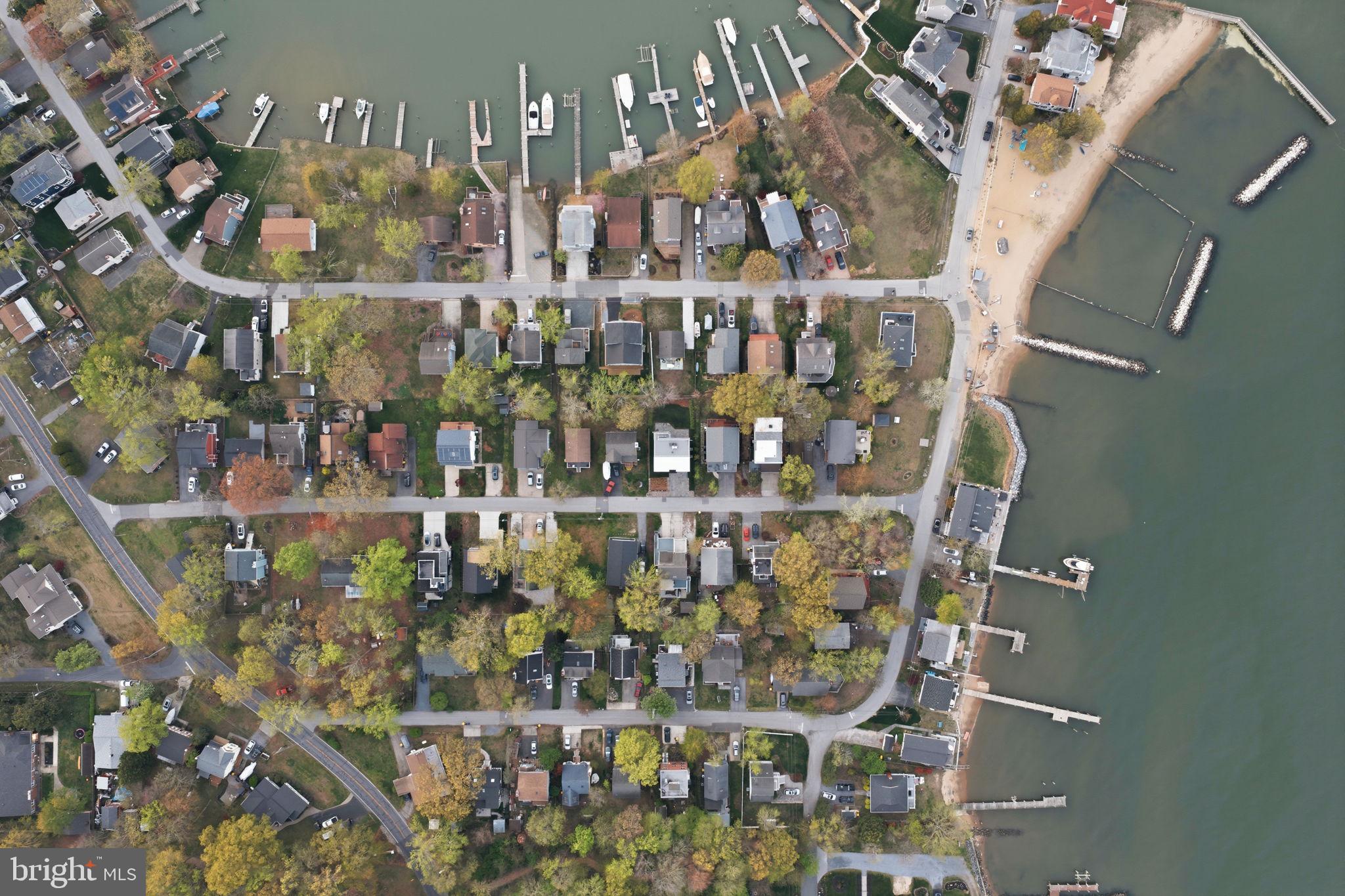ARUNDEL ON THE BAY - Residential