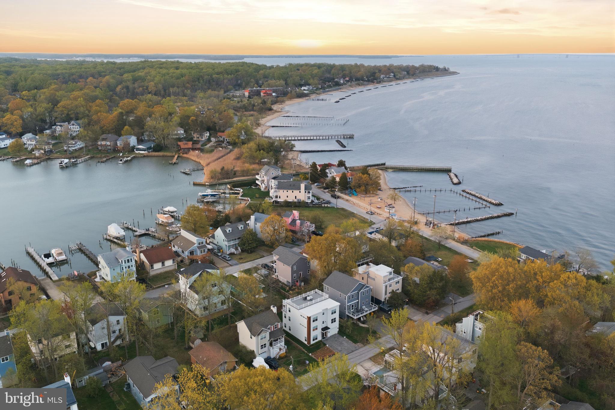 ARUNDEL ON THE BAY - Residential