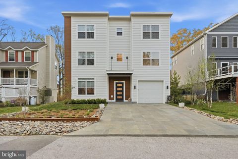 1422 HOWARD ROAD ANNAPOLIS MD 21403