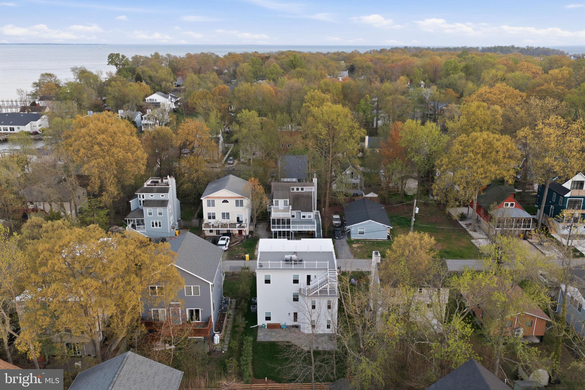 ARUNDEL ON THE BAY - Residential