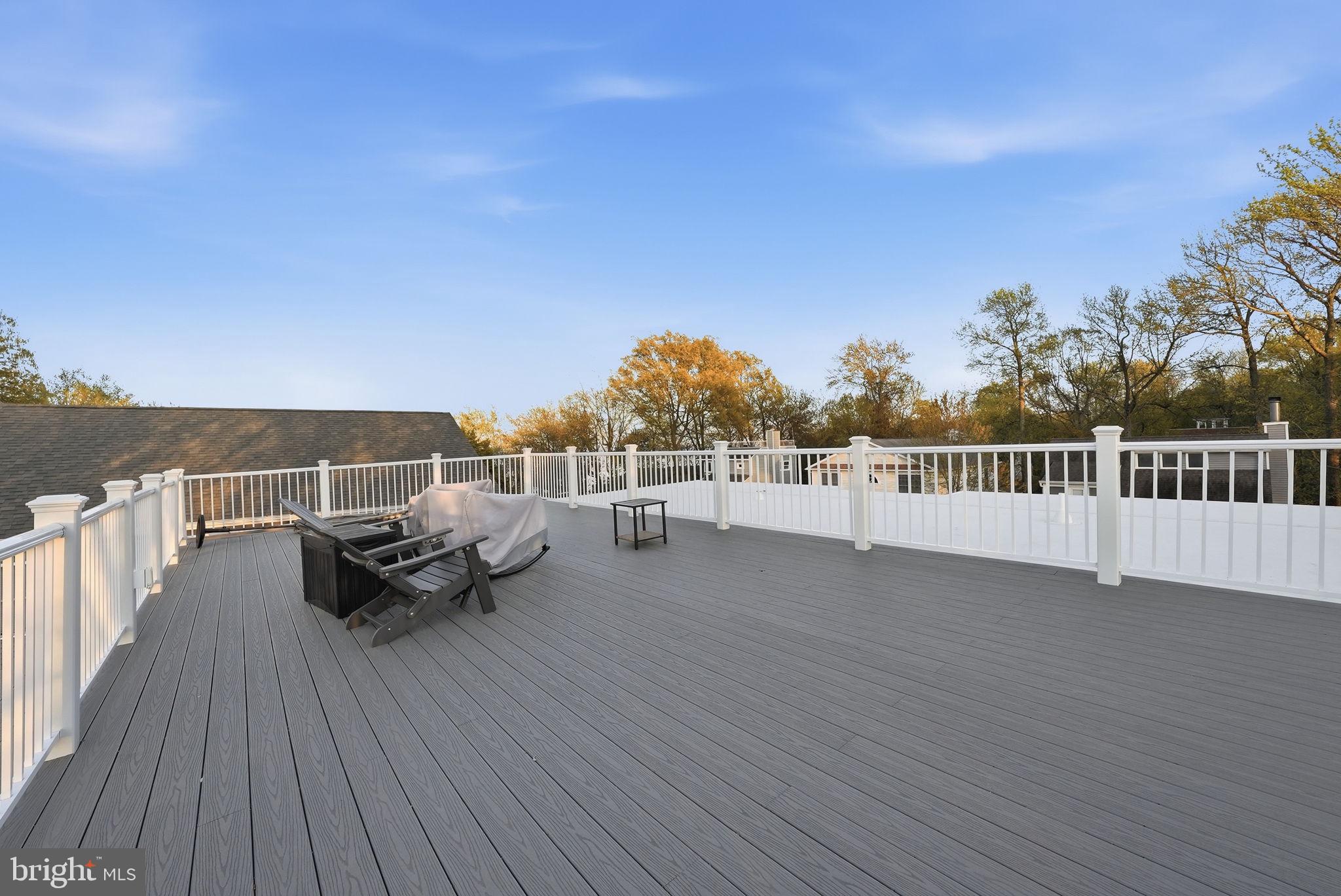 ARUNDEL ON THE BAY - Residential